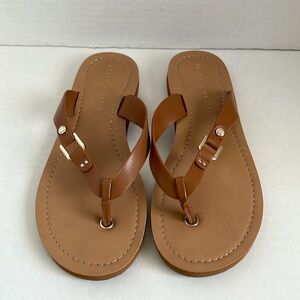 Kelly & Katie Brown & Tan Sandals/Flip Flops